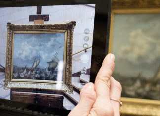 MKiDN: Nawet 4 mld na pomoc dla kultury / Stypendia i Kultura w sieci