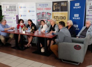 Żeby teatr mógł grać…